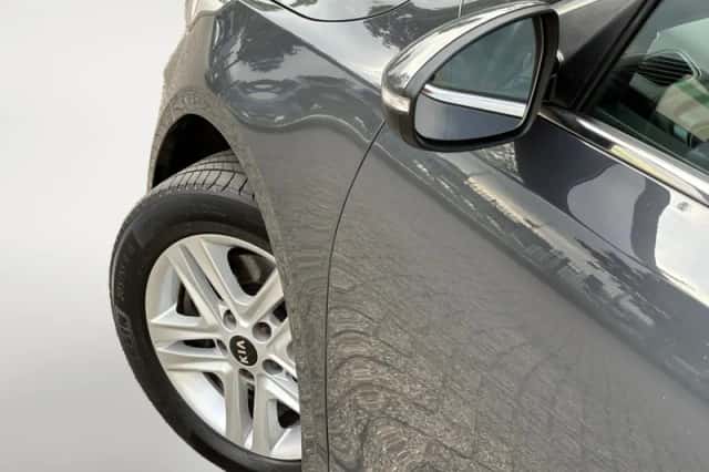 Kia Ceed Sportswagon (2018) thumbnail 3