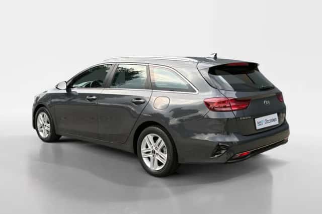 Kia Ceed Sportswagon (2018) thumbnail 4