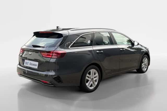 Kia Ceed Sportswagon (2018) thumbnail 6