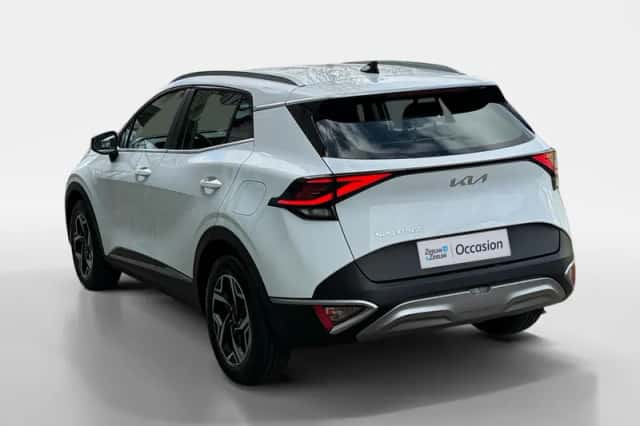 Kia Sportage (2023) thumbnail 4