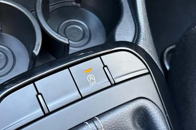 Kia Picanto (2023) thumbnail 22
