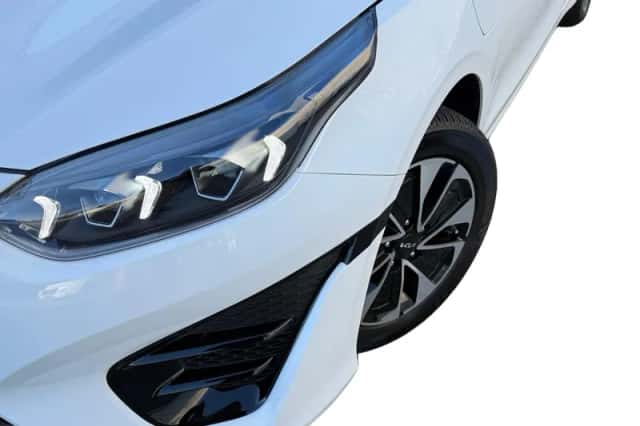 Kia Ceed Sportswagon (2024) thumbnail 2
