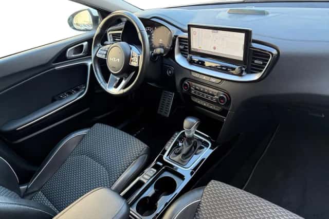 Kia Ceed Sportswagon (2024) thumbnail 13