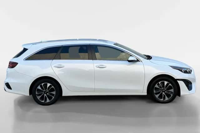 Kia Ceed Sportswagon (2024) thumbnail 7