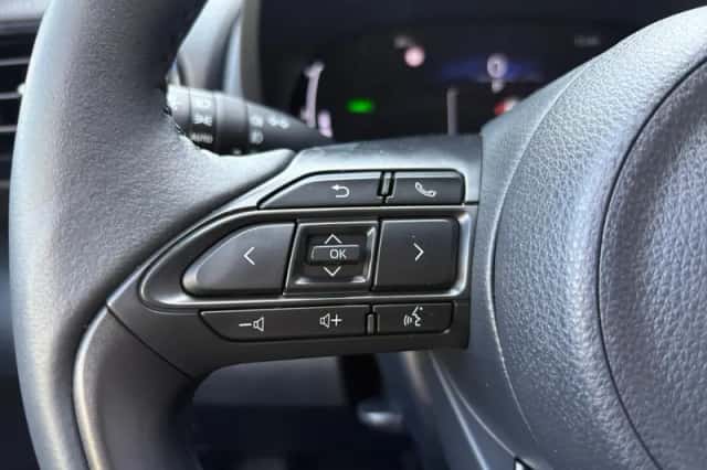 Mazda 2 Hybrid (2025) thumbnail 16