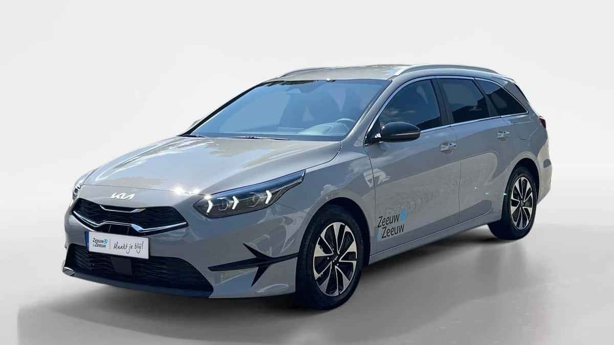 Kia Ceed Sportswagon (2025) — foto 1