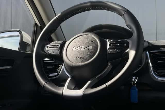 Kia Stonic (2025) thumbnail 12