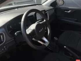 Kia Stonic (2025) thumbnail 10