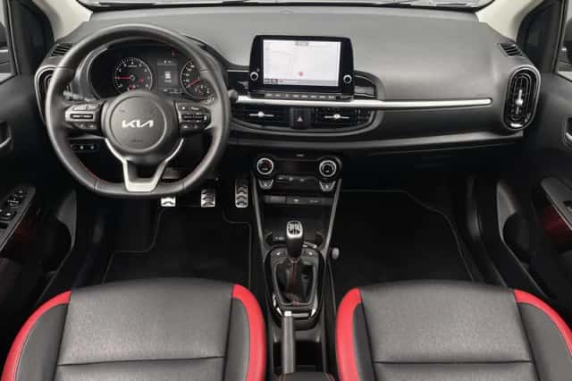 Kia Picanto (2022) thumbnail 11