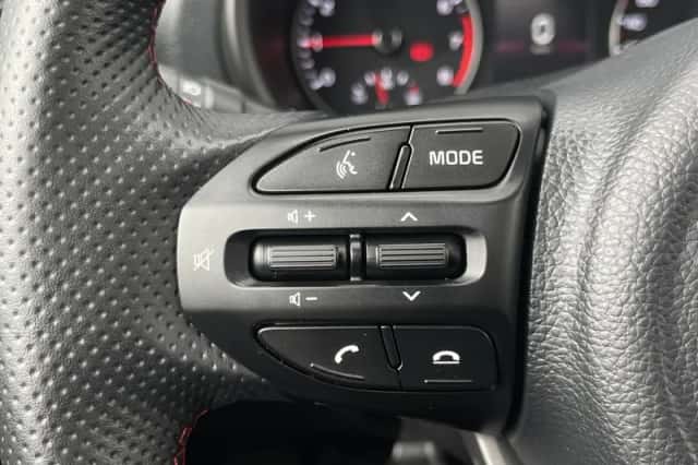 Kia Picanto (2022) thumbnail 14