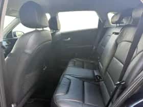 Kia Niro (2017) thumbnail 12