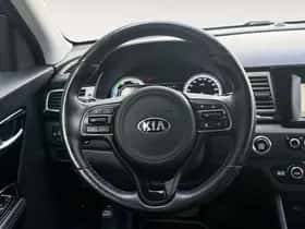 Kia Niro (2017) thumbnail 15