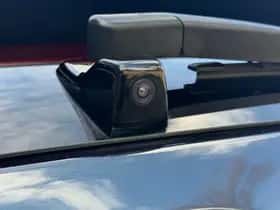 Kia Niro (2017) thumbnail 24