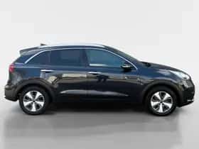 Kia Niro (2017) thumbnail 7