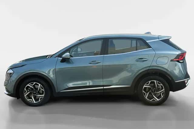 Kia Sportage (2023) thumbnail 3