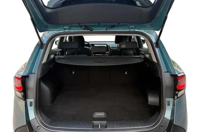 Kia Sportage (2023) thumbnail 23