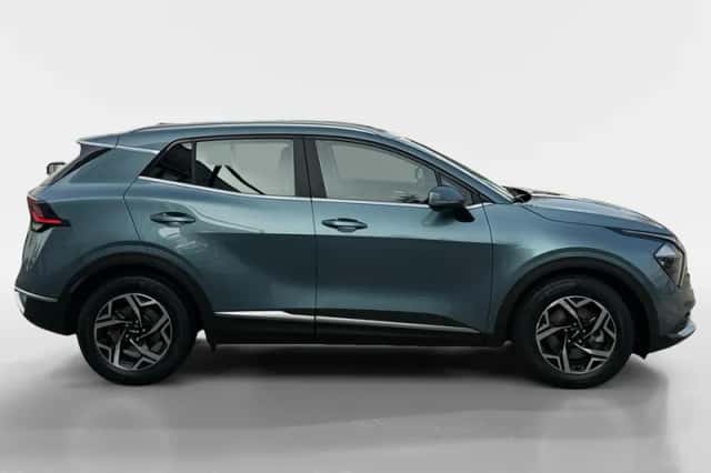 Kia Sportage (2023) thumbnail 7