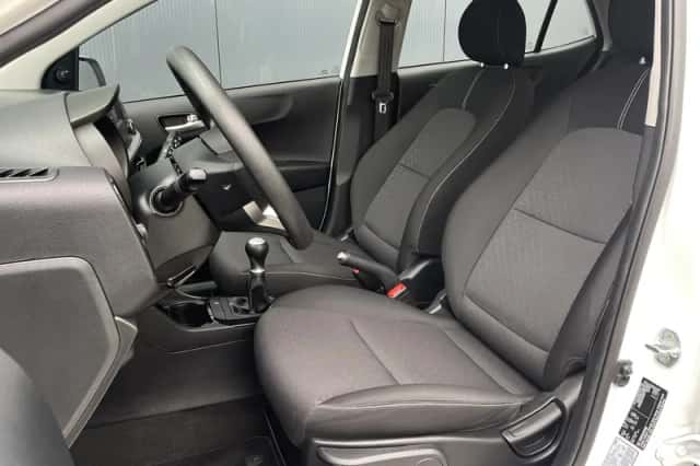 Kia Picanto (2022) thumbnail 22