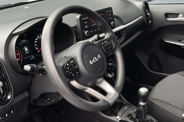 Kia Picanto (2022) thumbnail 23
