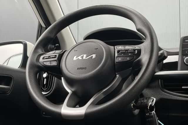 Kia Picanto (2022) thumbnail 10