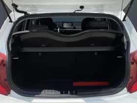 Kia Picanto (2023) thumbnail 11