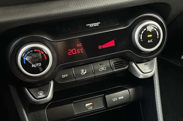 Kia Picanto (2023) thumbnail 15