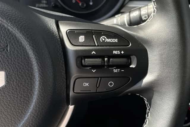 Kia Picanto (2023) thumbnail 21
