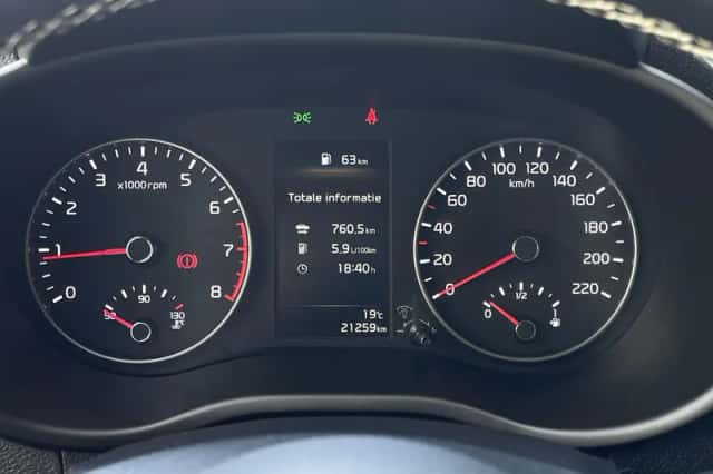 Kia Picanto (2023) thumbnail 23