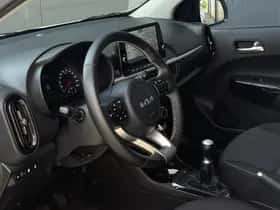 Kia Picanto (2023) thumbnail 25