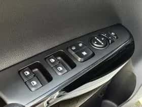 Kia Picanto (2023) thumbnail 27