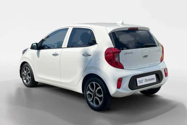 Kia Picanto (2023) thumbnail 4