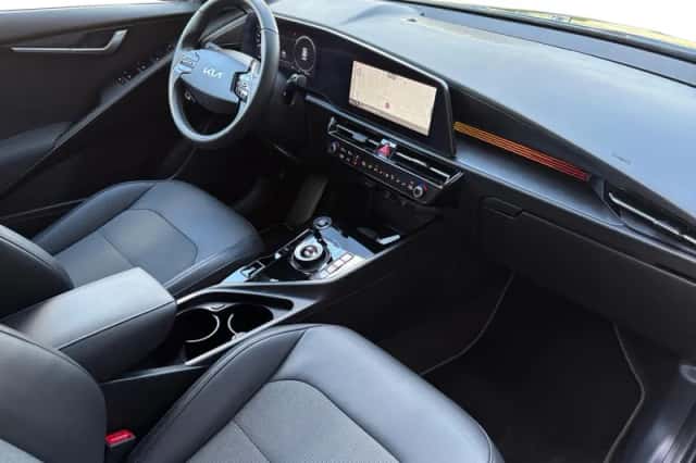 Kia Niro (2023) thumbnail 12