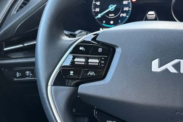 Kia Niro (2023) thumbnail 14