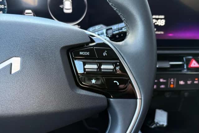 Kia Niro (2023) thumbnail 15