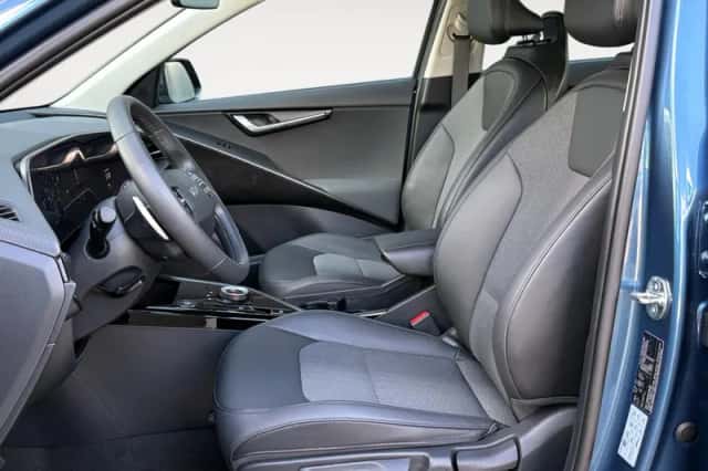 Kia Niro (2023) thumbnail 10