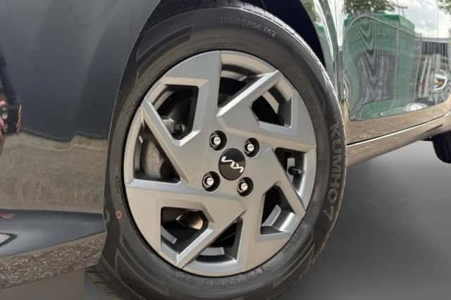 Kia Picanto (2025) thumbnail 2