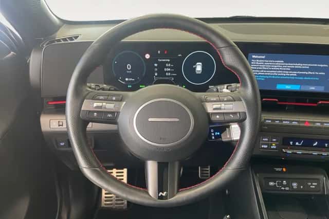 Hyundai Kona (2024) thumbnail 12