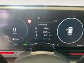Hyundai Kona (2024) thumbnail 13