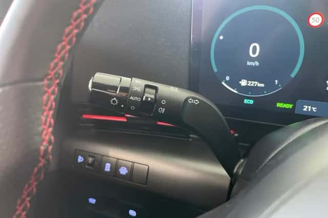 Hyundai Kona (2024) thumbnail 16