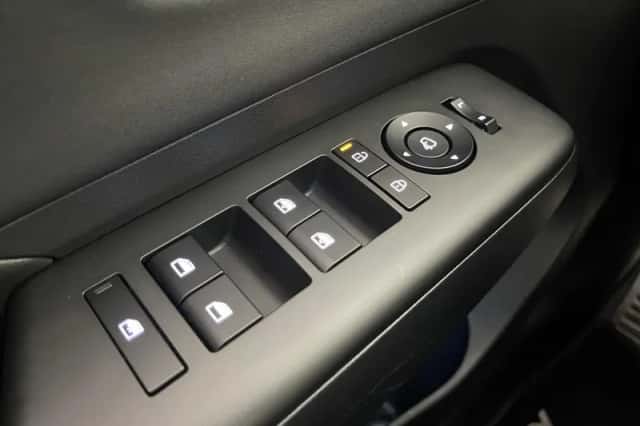 Hyundai Kona (2024) thumbnail 34