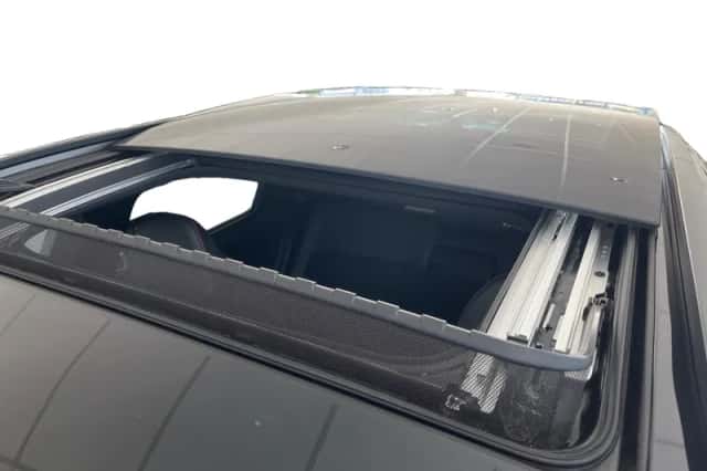 Hyundai Kona (2024) thumbnail 9