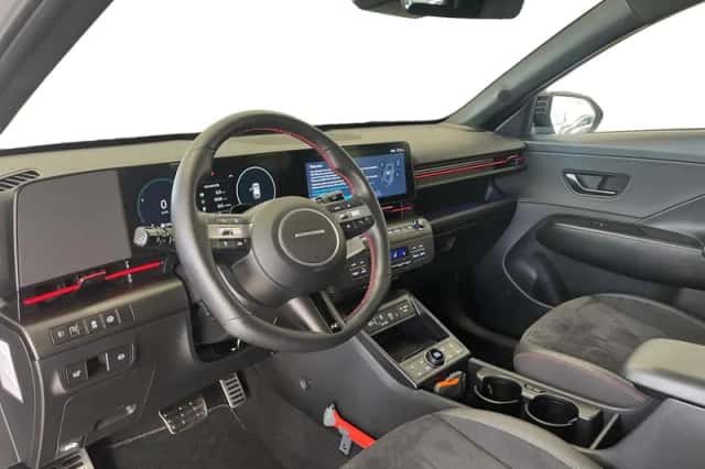 Hyundai Kona (2024) thumbnail 10