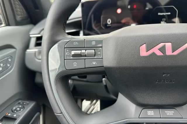 Kia EV9 (2026) thumbnail 16