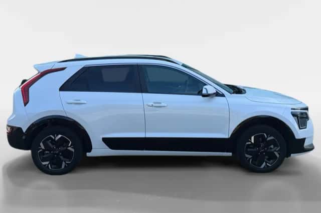 Kia Niro EV (2024) thumbnail 6