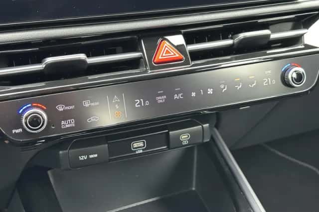 Kia Niro (2022) thumbnail 22