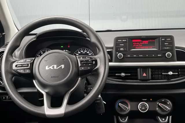 Kia Picanto (2023) thumbnail 11