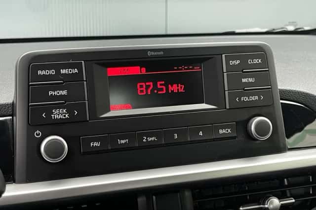 Kia Picanto (2023) thumbnail 16