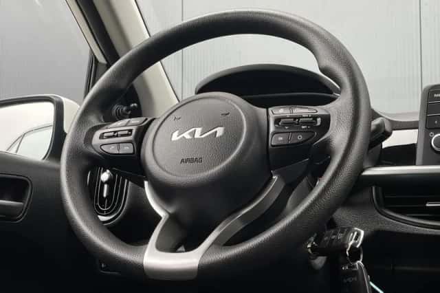 Kia Picanto (2023) thumbnail 10