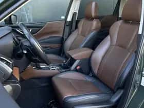 Subaru Forester (2023) thumbnail 14