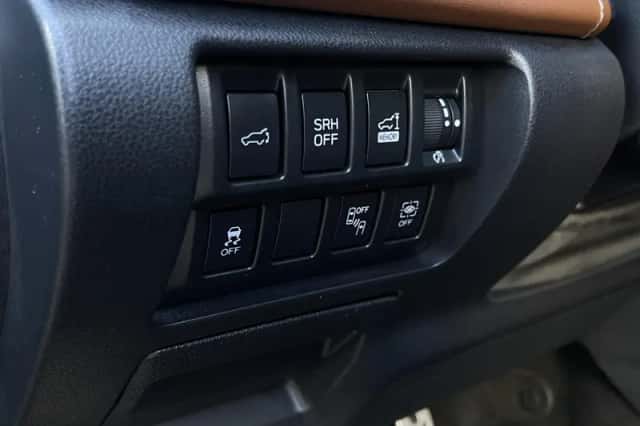 Subaru Forester (2023) thumbnail 30